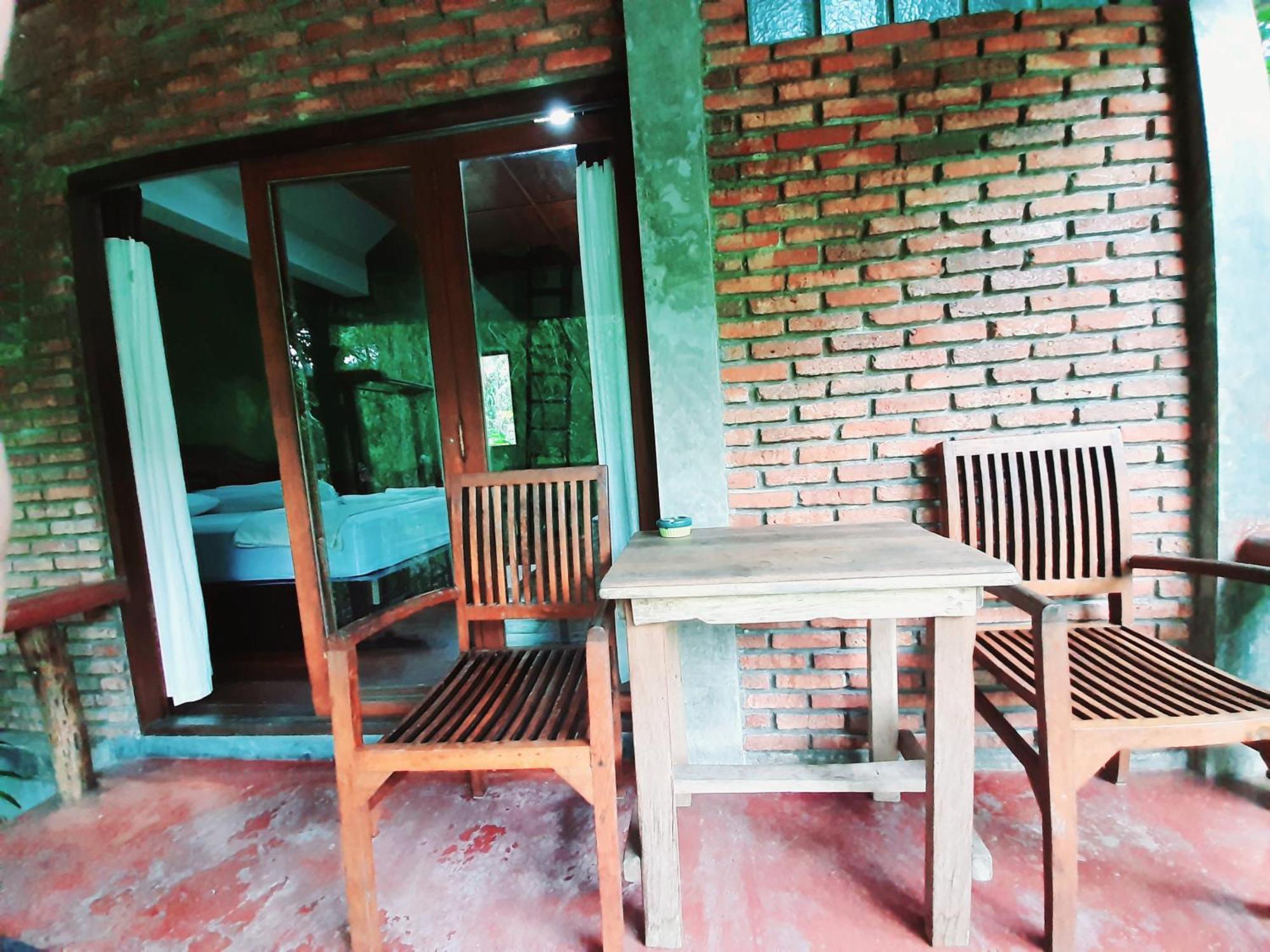 Tuaprodhome Khao Lak Camera foto