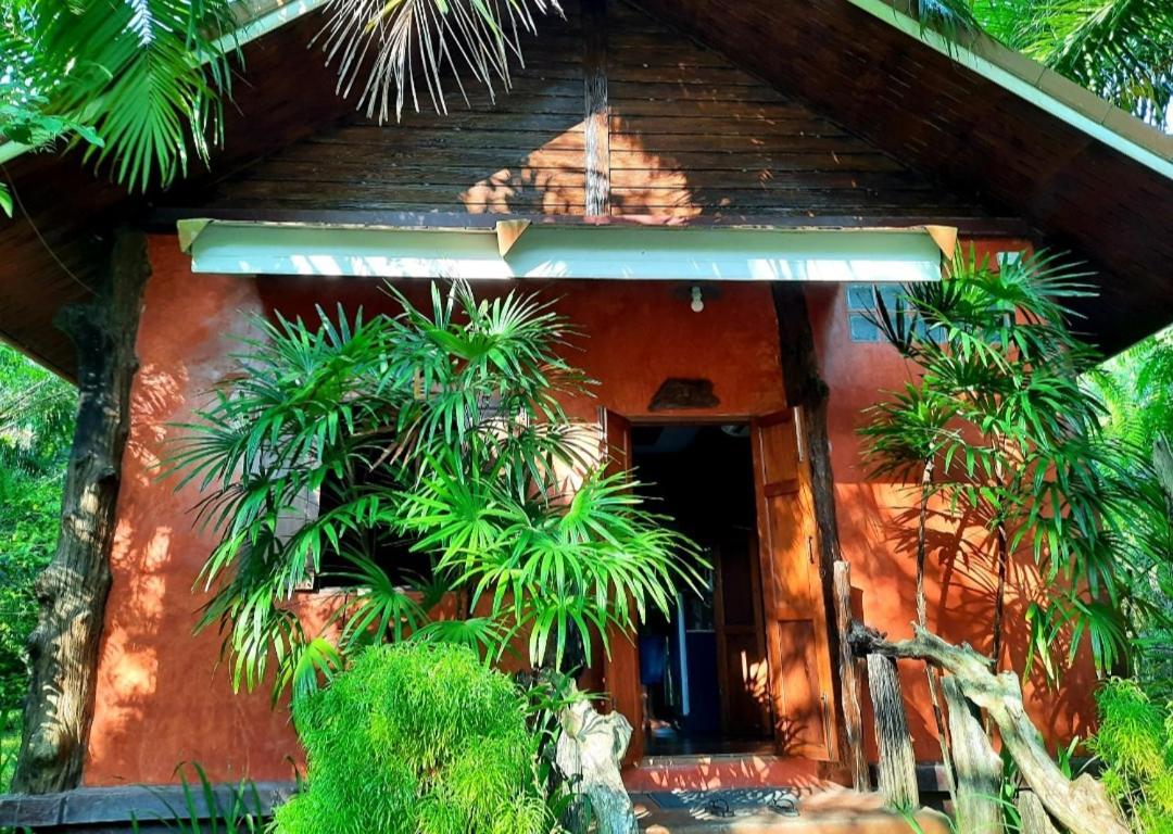 Tuaprodhome Khao Lak Camera foto